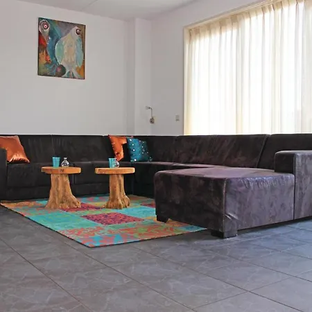 Nice In With 4 Bedrooms And Wifi * Hippolytushoef